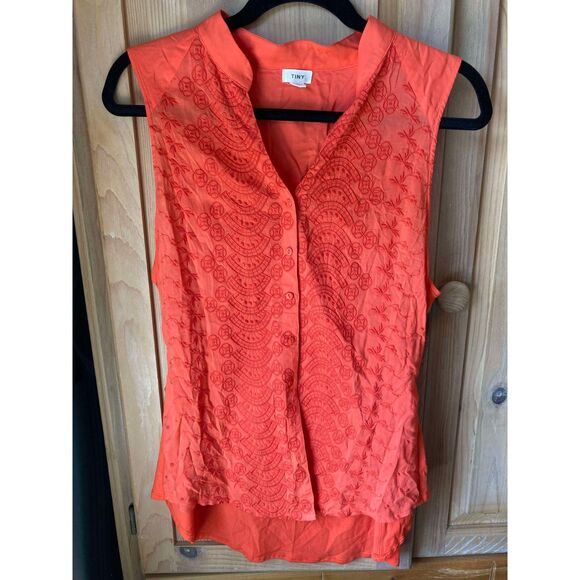 🧺Tiny by Anthropologie | 100% Cotton Eyelet Embroidered Side Tie Tank | Medium - Picture 3 of 7